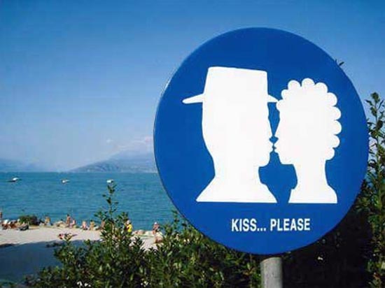 Αστείες & παράξενες πινακίδες στην παραλία (7)