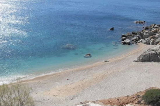 Οι 10 καλύτερες παραλίες της Αττικής (8)