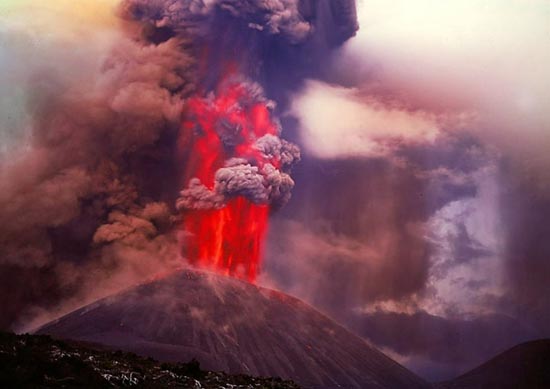 Εκπληκτικές φωτογραφίες ηφαιστειακών εκρήξεων (8)