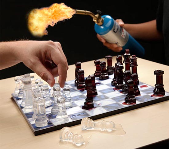 Σκάκι σε παράξενες και ασυνήθιστες μορφές (2)