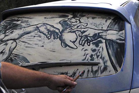 Απίστευτη τέχνη σε σκονισμένα τζάμια αυτοκινήτων (3)