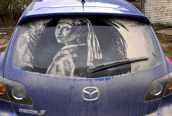 Απίστευτη τέχνη σε σκονισμένα τζάμια αυτοκινήτων (15)