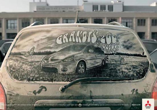 Απίστευτη τέχνη σε σκονισμένα τζάμια αυτοκινήτων (23)