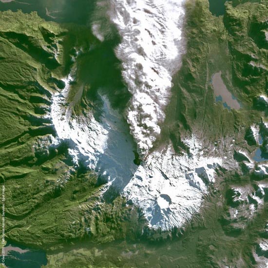 Εκπληκτικές φωτογραφίες ηφαιστείων από το διάστημα (27)
