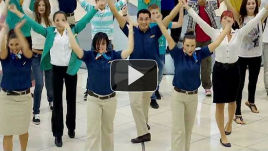Εντυπωσιακό flash mob στο αεροδρόμιο του Dubai
