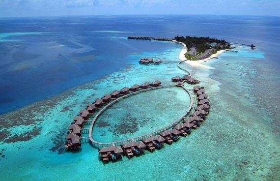 Εντυπωσιακό θέρετρο στις Μαλδίβες (2)