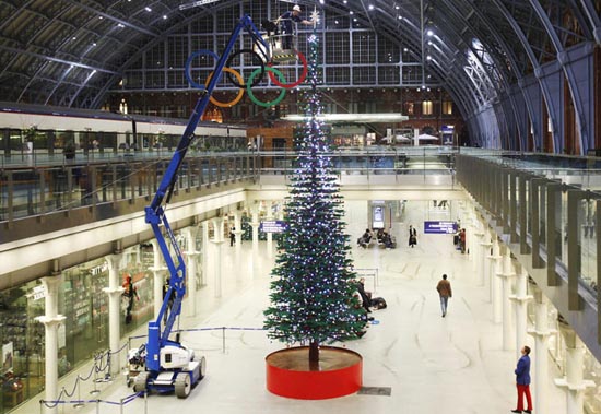 Το μεγαλύτερο χριστουγεννιάτικο δέντρο από Lego στον κόσμο (2)