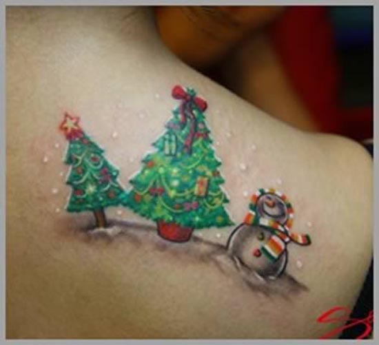 10 θεότρελα χριστουγεννιάτικα τατουάζ (8)