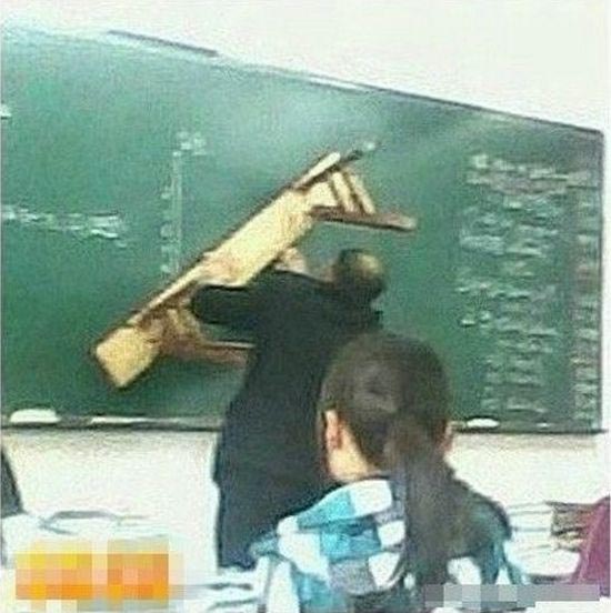 Τρελοί καθηγητές στην Κίνα (7)