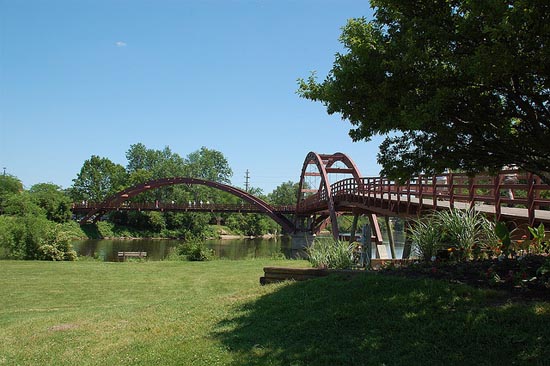 Γέφυρα τριών κατευθύνσεων στο Michigan (5)
