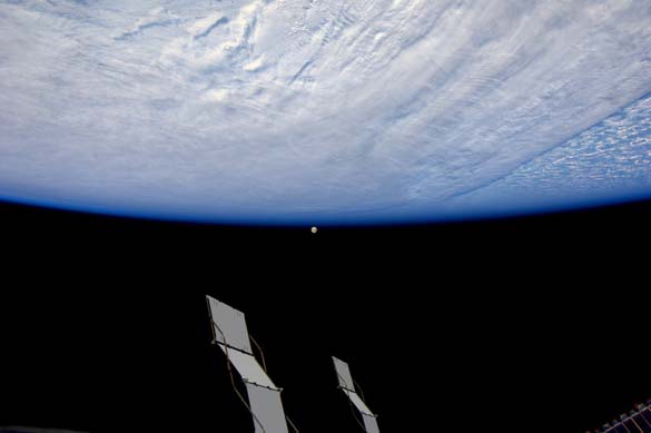 Εξωπραγματικές φωτογραφίες της Γης από έναν αστροναύτη (15)