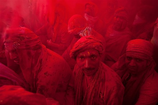 Το φεστιβάλ των χρωμάτων στην Ινδία (3)
