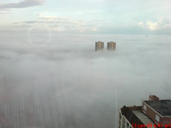 Πόλεις στα σύννεφα (3)