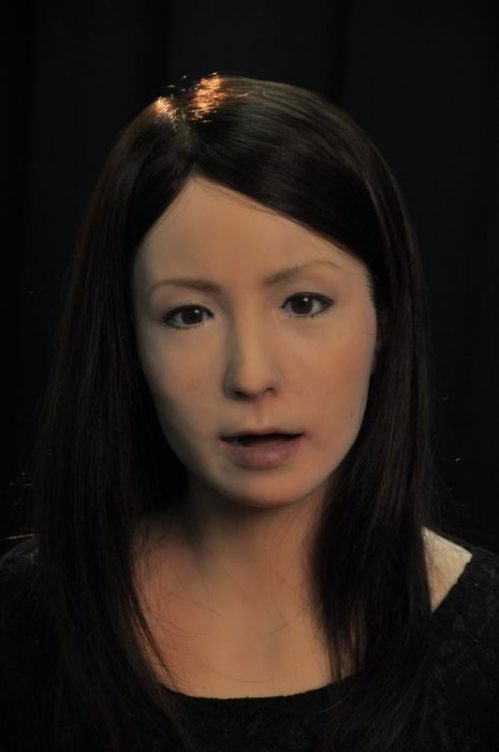 Γυναίκα ρομπότ που μοιάζει σχεδόν αληθινή (8)