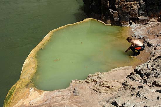 Pumpkin Spring: Μια θανατηφόρα πισίνα με αρσενικό στο Grand Canyon (1)