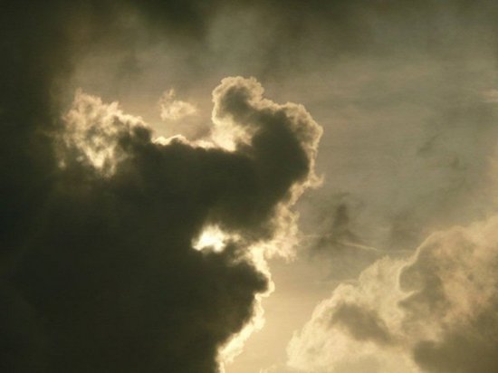 Σύννεφα που μοιάζουν με πράγματα (13)