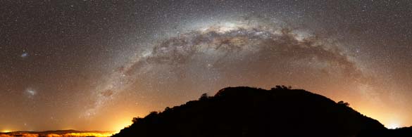 fwtografies nyxterinou ouranou 06 Οι 10 καλύτερες φωτογραφίες του νυχτερινού ουρανού για το 2012  