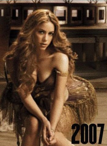 Shakira: 1977-2012 μέσα από φωτογραφίες (22)