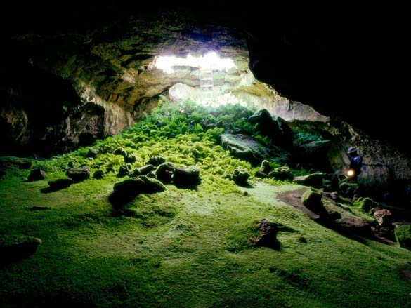 Εξωπραγματικά σπήλαια απ' όλο τον κόσμο (3)