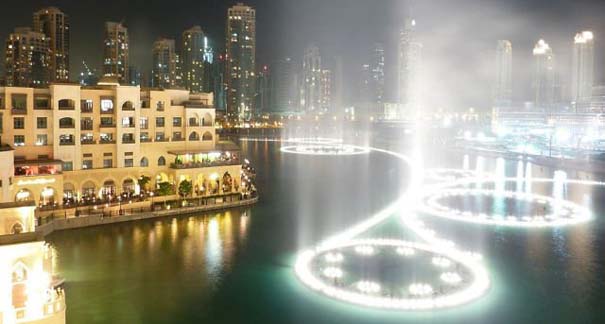 Dubai Fountain: Το εντυπωσιακότερο συντριβάνι στον κόσμο (12)