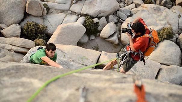 Έχετε αναρωτηθεί ποτέ πως φωτογραφίζουν τους ορειβάτες; (9)