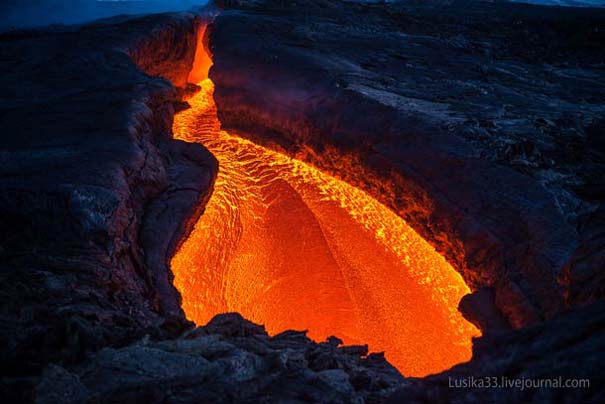 Φωτογραφίες από την καρδιά ενός ηφαιστείου που εκρήγνυται (3)