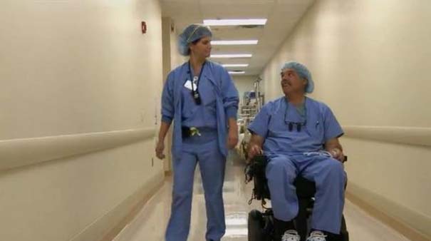 Dr. Ted Rummel: Ο παράλυτος χειρουργός (2)
