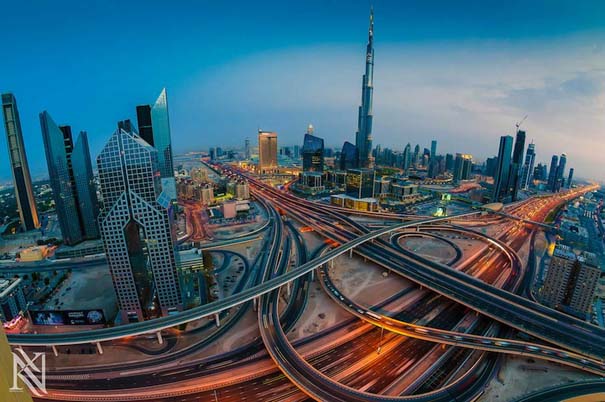 Εκπληκτικές φωτογραφίες από την οροφή κτηρίων στο Dubai (2)