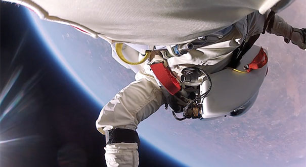 Η πτώση Felix Baumgartner από το διάστημα σε πρώτο πρόσωπο