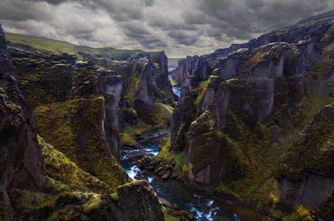 Fjaðrárgljúfur: Ένα από τα ομορφότερα φαράγγια στον κόσμο (8)