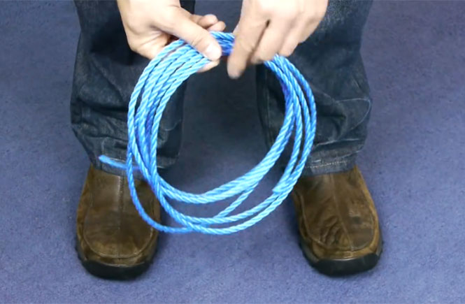 Πως να κόψετε ένα σκοινί χωρίς τη χρήση κάποιου εργαλείου
