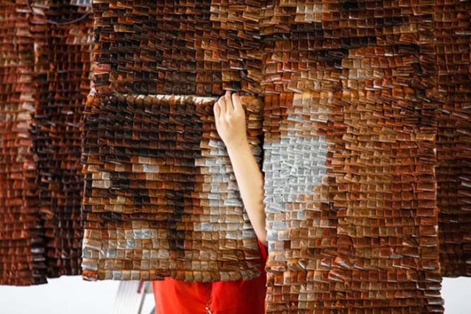 Ένα απίστευτο έργο τέχνης με 20.000 σακουλάκια τσαγιού (5)