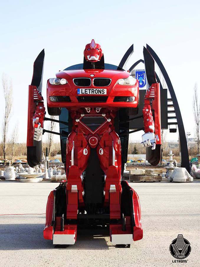 Τούρκοι μηχανικοί κατασκεύασαν ένα αληθινό BMW Transformer (5)