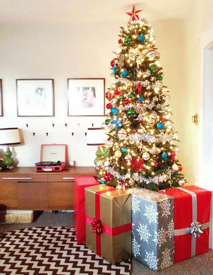 Χριστουγεννιάτικα δένδρα που σχεδιάστηκαν για να αντέξουν από παιδιά και κατοικίδια (7)