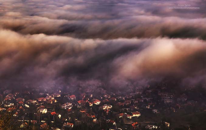 Φωτογράφος αφιέρωσε τέσσερα χρόνια απαθανατίζοντας τη Βουδαπέστη στην ομίχλη (1)