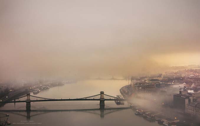Φωτογράφος αφιέρωσε τέσσερα χρόνια απαθανατίζοντας τη Βουδαπέστη στην ομίχλη (12)