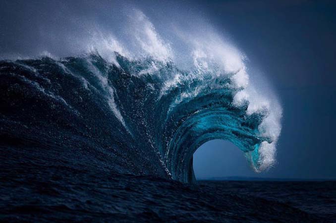 Ο Ray Collins απαθανατίζει τα κύματα όπως δεν τα έχετε ξαναδεί (14)