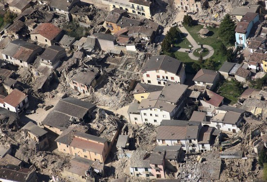 Ο σεισμός στη L'Aquila