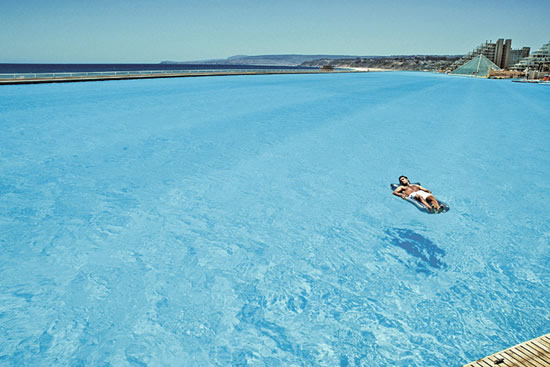Η μεγαλύτερη πισίνα του κόσμου