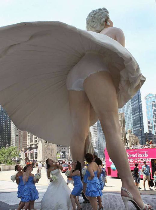 Γιγαντιαίο γλυπτό Marilyn Monroe στο Σικάγο (5)