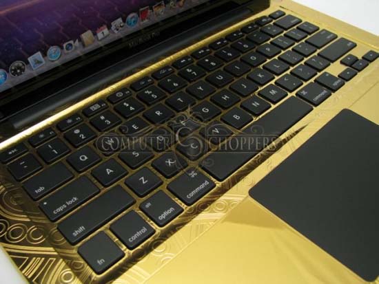 MacBook Pro από χρυσό και διαμάντια 24 καρατίων (8)