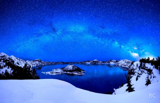 Φωτογραφία της ημέρας: Crater Lake κάτω από τ' αστέρια