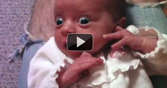 Απίθανη αντίδραση μωρού σε περίεργο ήχο
