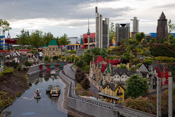 Legoland (1)