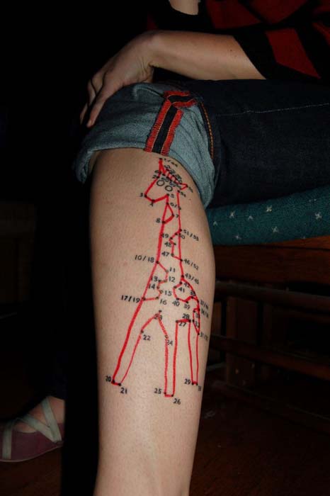 Το πιο ασυνήθιστο τατουάζ στο πόδι (17)