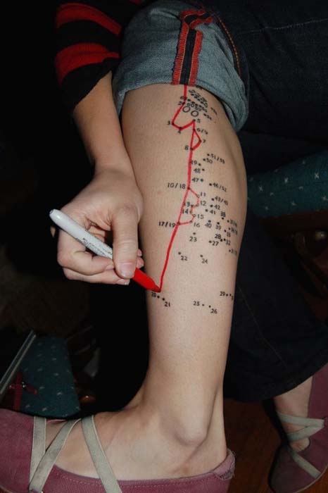 Το πιο ασυνήθιστο τατουάζ στο πόδι (18)
