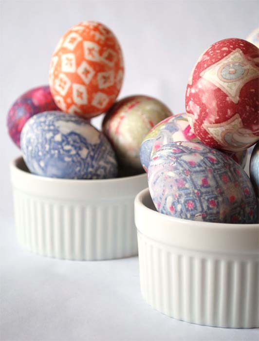 Βάψτε τα πασχαλινά αβγά χρησιμοποιώντας... γραβάτες! (23)