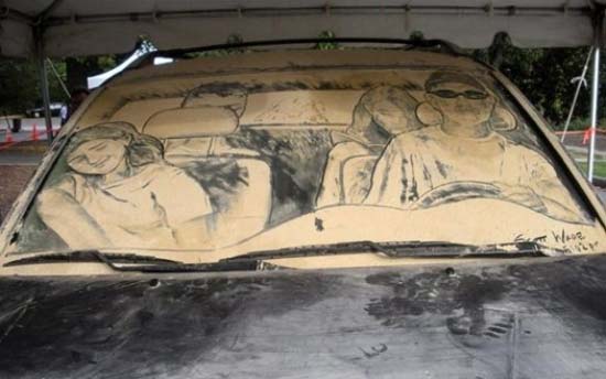 Τέχνη σε σκονισμένα αυτοκίνητα (23)