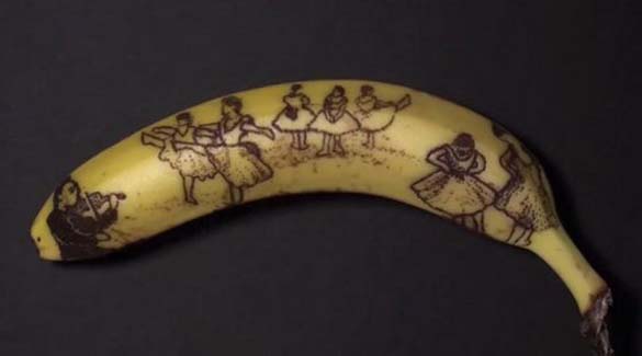 Μετατρέποντας μια μπανάνα σε έργο τέχνης (2)