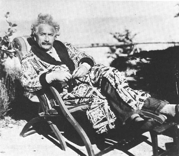 Φωτογραφίες του Albert Einstein όπως δεν τον έχουμε συνηθίσει (12)